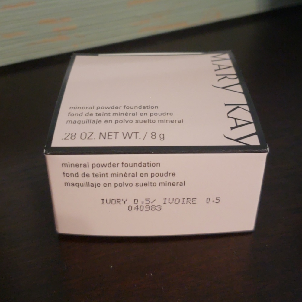 Mary Kay Mineral Powder Foundation